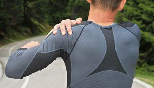 درد شانه ،چطور با وجود درد شانه ورزش کنیم و خوش‌اندام بمانیم؟ ،علت درد شانه، باید‌ها و نباید‌های ورزشی ،تمریناتی که نباید آنها را انجام داد