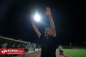 80 میلیارد هزینه کردیم و توانایی رقابت بابزرگان را نداریم / عراقیها با فرهنگ آبادان آشنایی دارند 18 ویسی: 80 میلیارد هزینه کردیم و توانایی رقابت بابزرگان را نداریم / عراقیها با فرهنگ آبادان آشنایی دارند