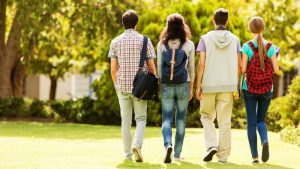 استراتژی های بازاریابی برای افزایش ثبت نام دانش آموزان