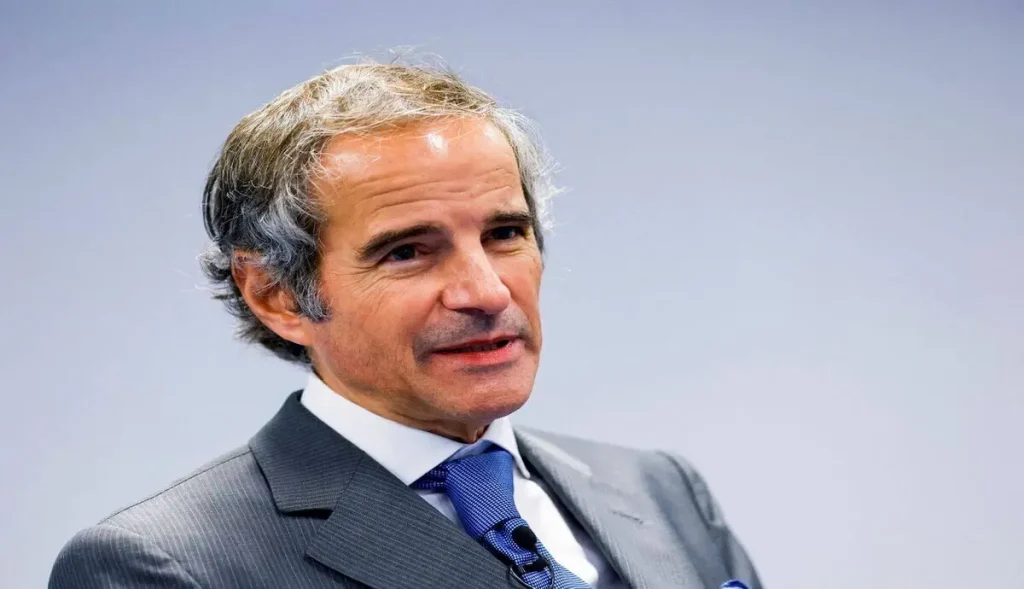 ایران فعالیت تعدادی از بازرسان آژانس در ایران را متوقف کرد