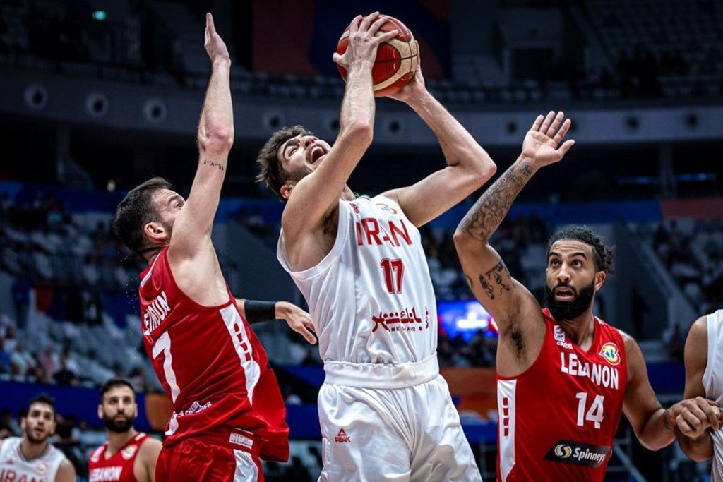 محمد ایزدپناه: بسکتبال ایران در این شرایط نمی‌تواند به مدال بازی‌های آسیایی فکر کند