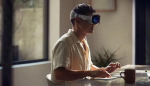 توسعه دهندگان استقبال زیادی از کیت شبیه ساز نرم افزار ویژن پرو داشته اند 10 تکنا