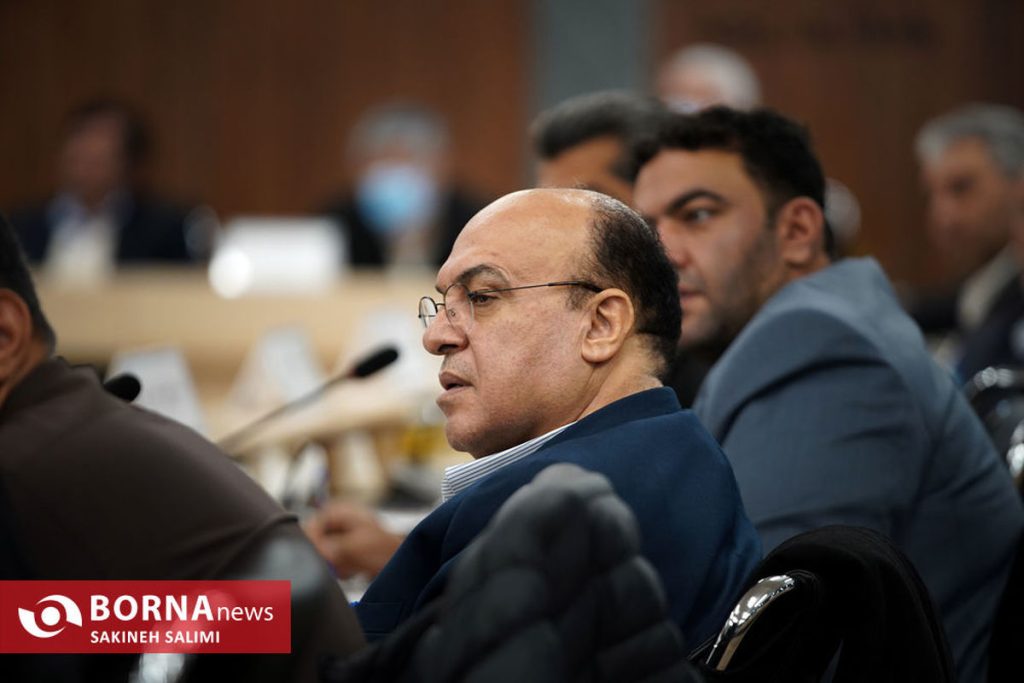 پوریا: کیومرث هاشمی از بدنه ورزش است و تجربه مدیریت دارد