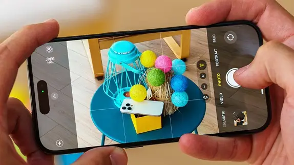 با قابلیت های مهم آیفون 15 که به تازگی رونمایی شده آشنا شوید 14 1699690547 886 با قابلیت های مهم آیفون 15 که به تازگی رونمایی.webp