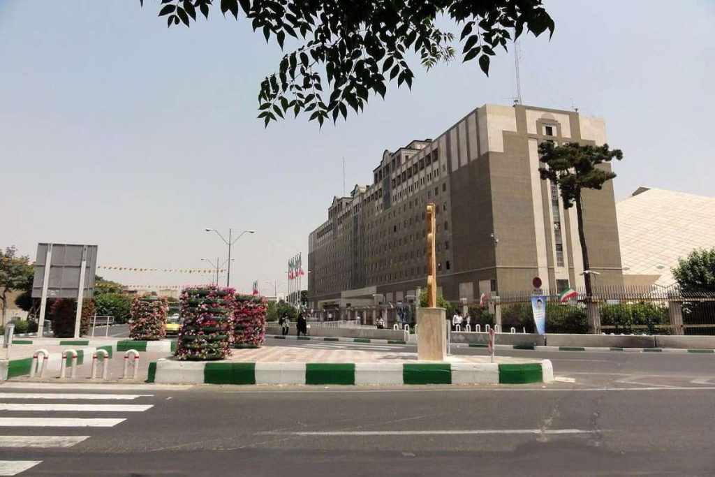 جریان تیراندازی امروز مقابل مجلس چه بود؟