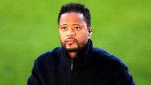 به خاطر صدرنشینی لیورپول می‌خواهم در توالت گریه کنم!