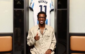 مرد عنکبوتی به سو سیه داد پیوست! (عکس) 4 رسمی: مرد عنکبوتی به سو سیه داد پیوست! (عکس)