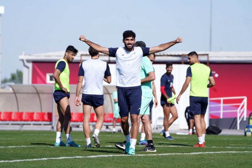 نیمکت نشینان ایران بمب انگیزه (عکس)