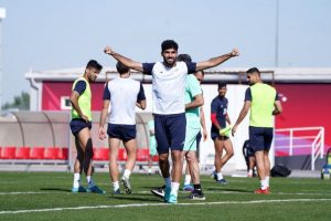 نیمکت نشینان ایران بمب انگیزه (عکس) 16 نیمکت نشینان ایران بمب انگیزه (عکس)