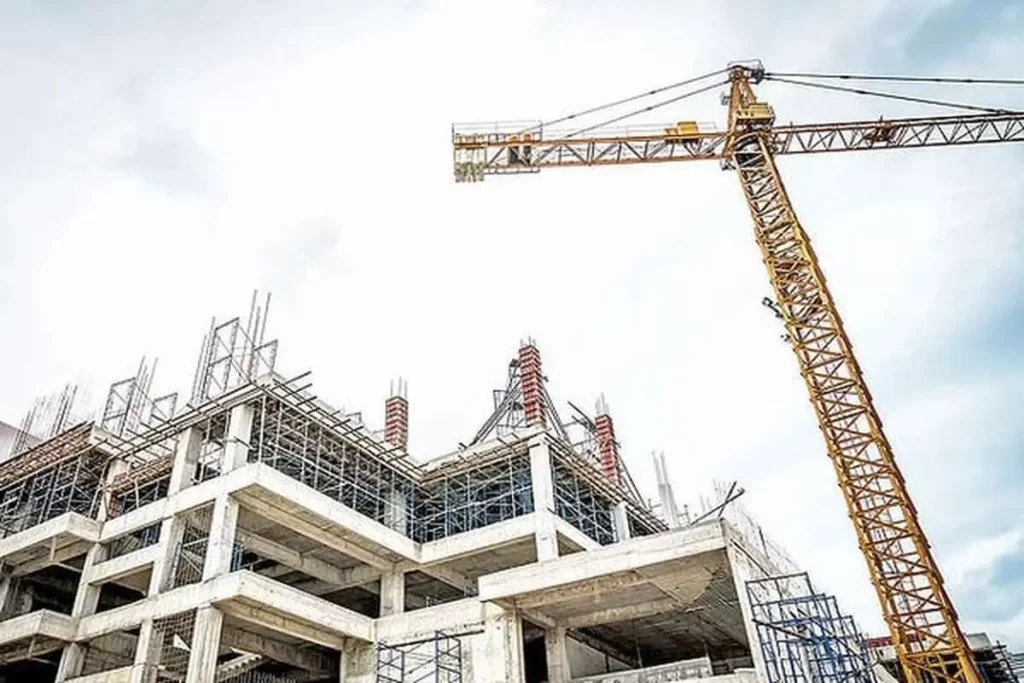 ساخت مسکن به متقاضیان واگذار می‌شود