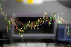 کدام نمادهای بازار سهام بیشترین بازدهی سال 1402 را ثبت کردند؟ (اینفوگرافیک)