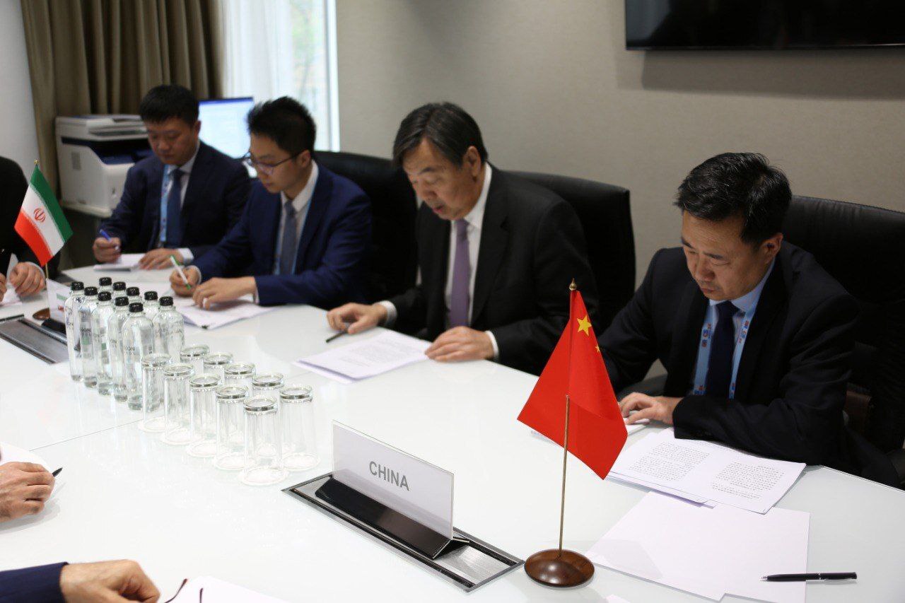 دیدار باقری کنی با نماینده ویژه روسای جمهور روسیه و چین دیدار باقری کنی با نماینده ویژه روسای جمهور روسیه و چین