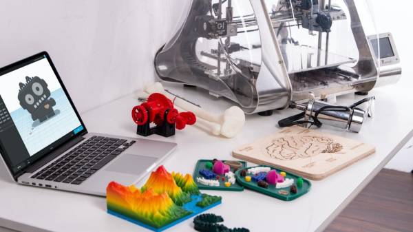+۲۰ راه برای کسب درآمد با پرینتر سه بعدی_دلخوش 16 کسب درآمد از پرینتر سه بعدی با تولید نمونه های اولیه شرکت ها