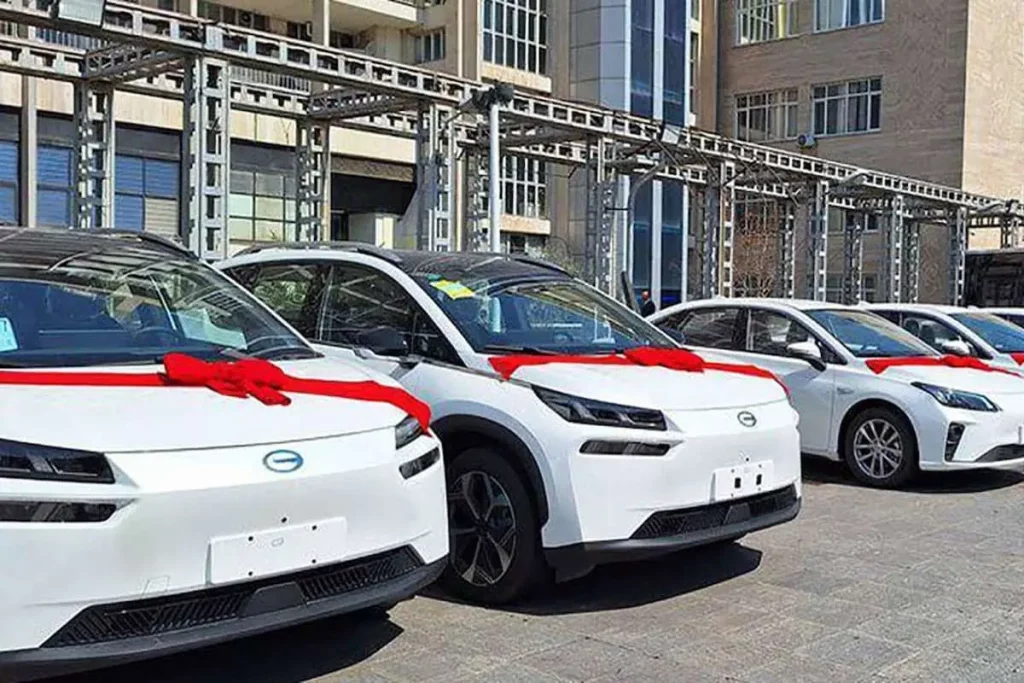 سنگ‌اندازی مافیای خودرو در مسیر واردات خودروهای برقی