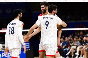 آقای پائز فقط به همین یک سوال جواب بده!_دلخوش 12 آقای پائز فقط به همین یک سوال جواب بده!