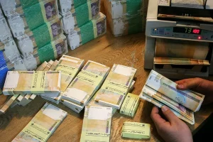 بازنشستگان بخوانند/ با متناسب‌سازی حقوق بازنشستگان چقدر افزایش می‌یابد؟ + رقم احتمالی حقوق