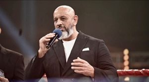 برای موفقیت کیک‌بوکسنیگ، خانه و ماشینم را فروختم/ دوستان منافع شخصی را به منافع ملی ترجیح ندهند