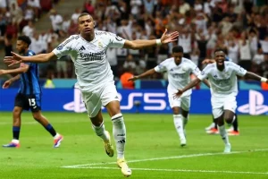 رئال مادرید با ناکامی آتالانتا قهرمان سوپرجام اروپا شد/ امباپه اولین گلش را با پیراهن کهکشانیها زد+ ویدئوی خلاصه بازی_دلخوش 16 رئال مادرید با شکست آتالانتا قهرمان سوپرجام اروپا شد/ امباپه اولین گلش را با پیراهن کهکشانیها زد+ ویدئوی خلاصه بازی