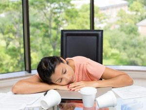  چگونه ویدیوهای آنلاین ما را به دام احساس کسالت می‌اندازند؟