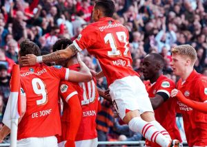 محرومیت هواداران پی اس وی از سفر به پاریس!_دلخوش 16 محرومیت هواداران پی اس وی از سفر به پاریس!