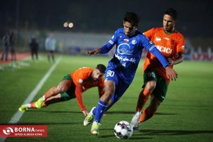 با موسیمانه تغییرات ملموس است/ هواداران استقلال نومید نباشند_دلخوش 4 با موسیمانه تغییرات ملموس است/ هواداران استقلال ناامید نباشند