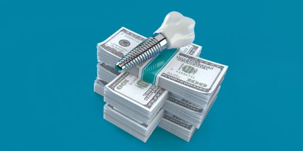 1741686114 308 تحریم‌ها و چالش واردات مواد اولیه ایمپلنت در ایران دلخوش