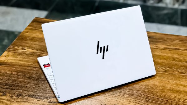 راهنمای جامع انتخاب لپ تاپ دانشجویی در سال 1404: برای دانشگاه چه لپ تاپی بخریم ؟_دلخوش 15 خرید لپ تاپ اچ پی دانشجویی