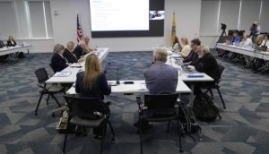 کمیته مشورتی CDC؛ پیشنهاد عمومی به تزریق واکسن کرونا را رد کرد_دلخوش 9 کمیته مشورتی CDC؛ توصیه عمومی به تزریق واکسن کرونا را رد کرد